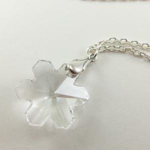 Snowflake Necklace Crystal Jewelry Winter Fashion..