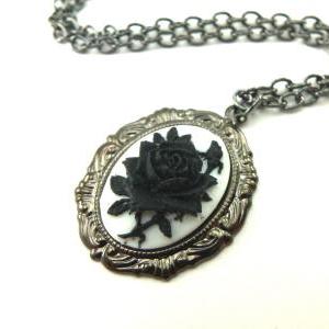 Black Rose Necklace Gothic Rose Pendant Black..