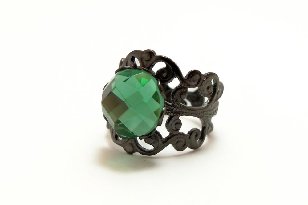 Green Ring - Green Jewelry - Black Jewelry - Black Ring - Dark Ring - Dark Jewelry - Adjustable Ring - Large Ring - Victorian Style