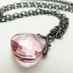 Crystal Pink Necklace Pink..